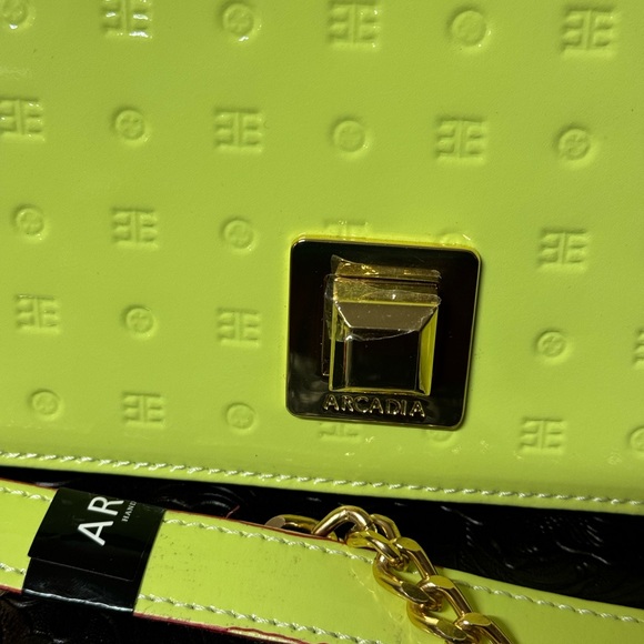ARCADIA MADE IN ITALY PATENT LEATHER FLAP OVER CROSSBODY DAIQUIRI COLOR NWT - Picture 3 of 8